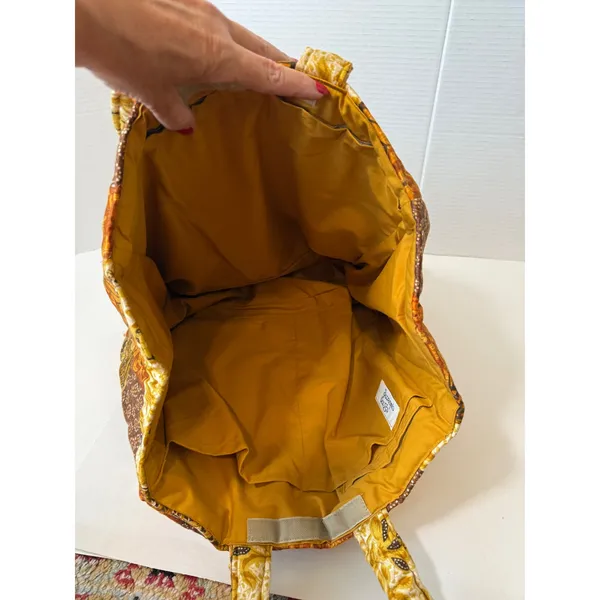 Daren's Bags Quilted Patchwork Tote Purse with Accessories Brown Yellow Orange‎ - Image 4