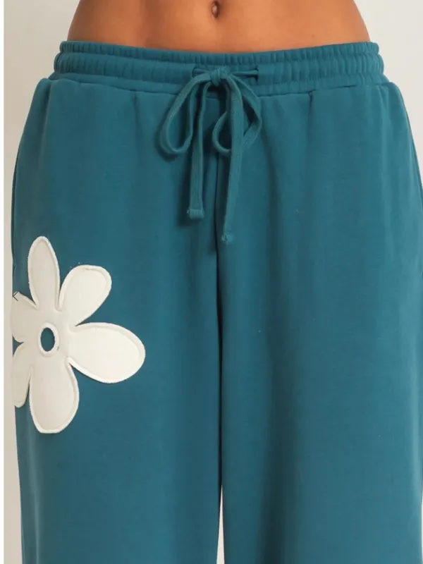 NEW Double Zero Teal Floral Appliqué Fleece Sweatshirt Jogger Set Medium - Image 8