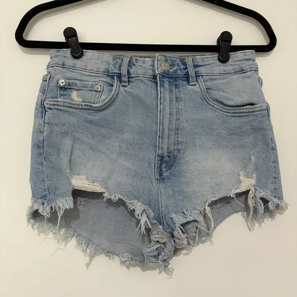 Zara Women's Denim Shorts High Waist Distressed Frayed 8 Festival Light Blue - Image 2