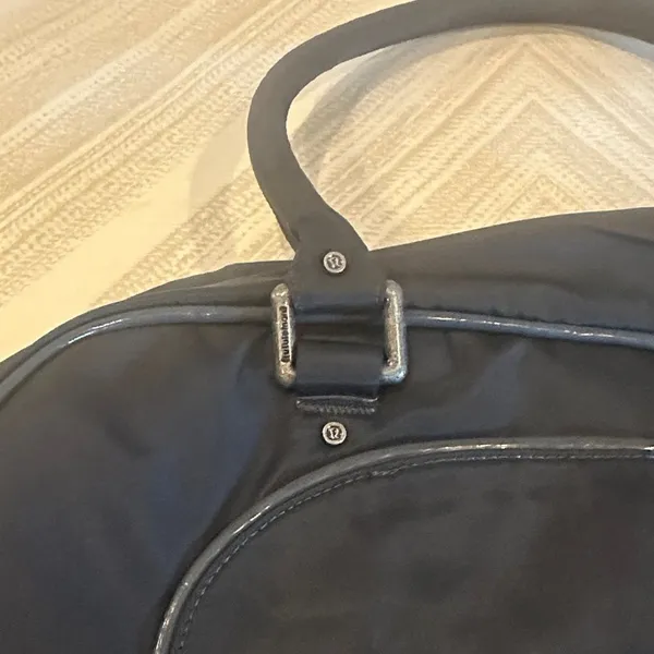 Lululemon Navy Blue with Hot Pink Trim Gym/Bowling Bag - Image 2