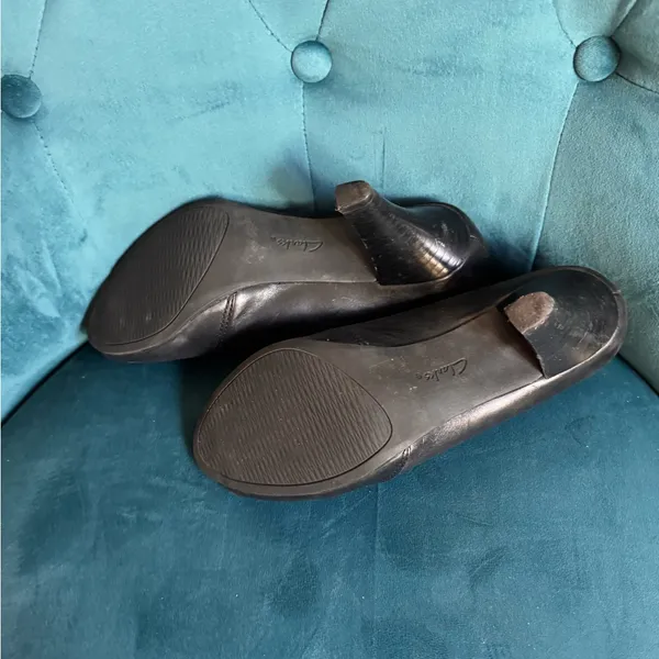 Clark's Florine Kona Open Toe Heel - Image 7