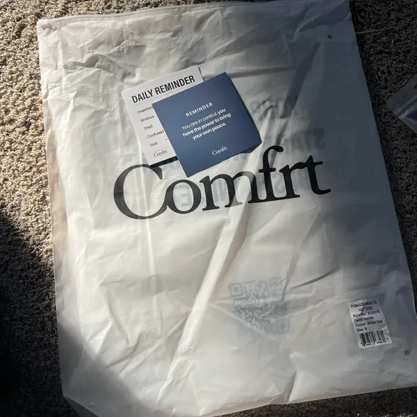 comfrt camo hoodie - Image 5
