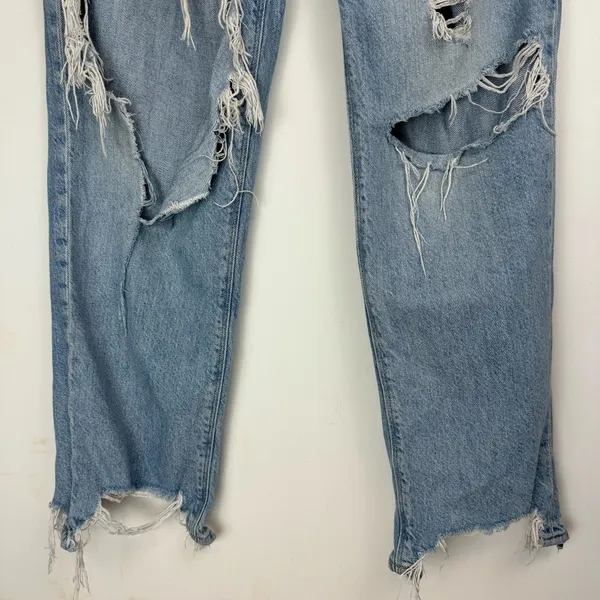 American Eagle Womens 90s Straight Pride Jeans Sz 10 Distressed Light Wash - Image 8