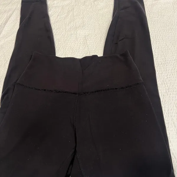 Lululemon Align Pant 28" Black size 4 women - Image 4