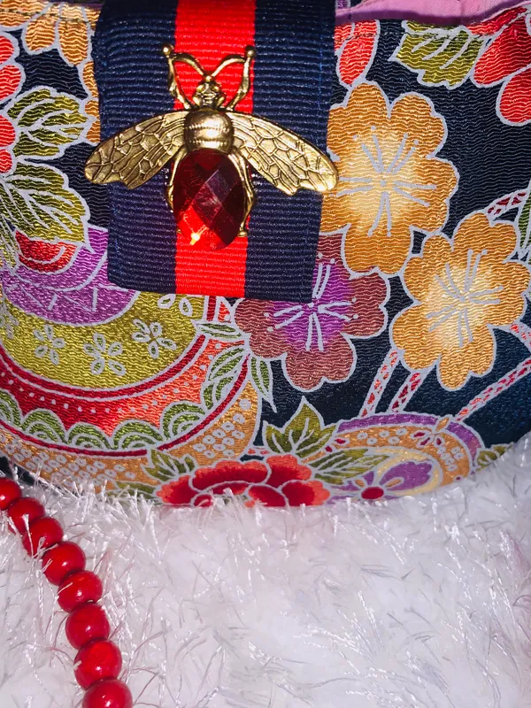 Handmade Bee Bag Pouch/ Crossbody - Image 2