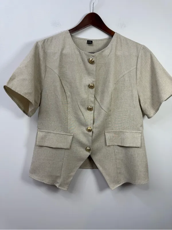 SHEIN Women’s Short Sleeve Blazer Tops Gold Buttons Set of 2 size 1XL ( 14 US ) - Image 6