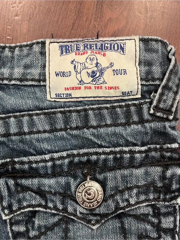 True Religion Women's Jeans Size 12 Dark Wash Slim Leg Big T - Image 7