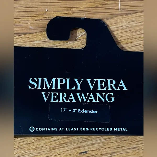 Simply Vera, Vera Wang - 17" + 3 Extender chain with flower NEW - Image 2