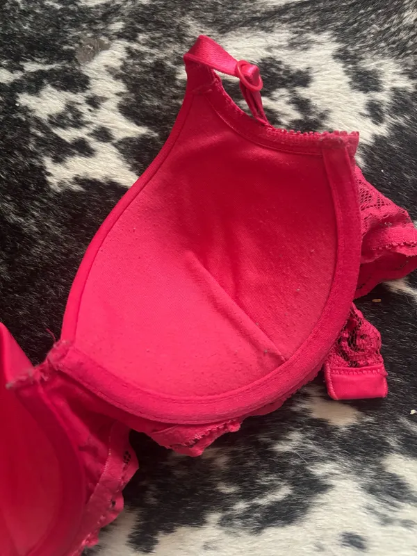 Hot Pink Lace Bra Victoria's Secret - Image 4