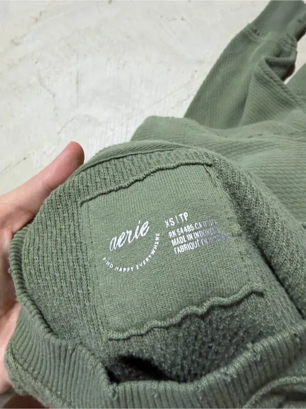 Aerie Classic textured green Crewneck Sweater XS - Image 3