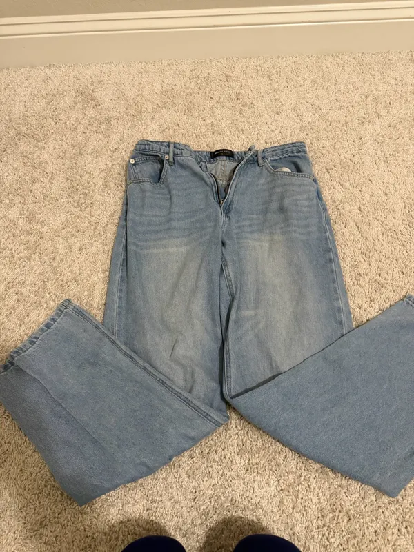 White Fox Boutique jeans - Image 2