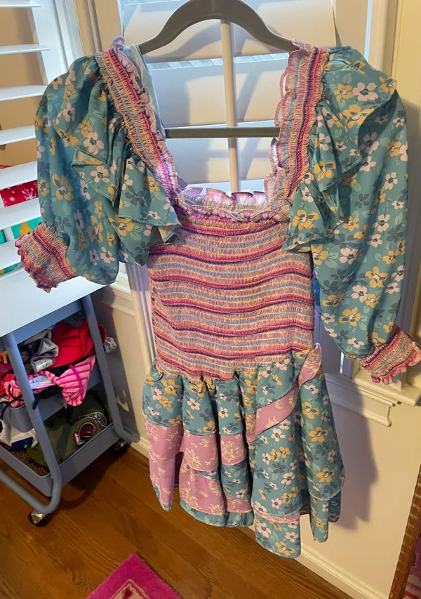 Dress Size M - Image 3