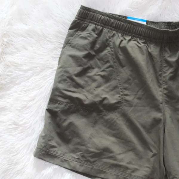 Dark Green Columbia Hiking shorts - Image 2