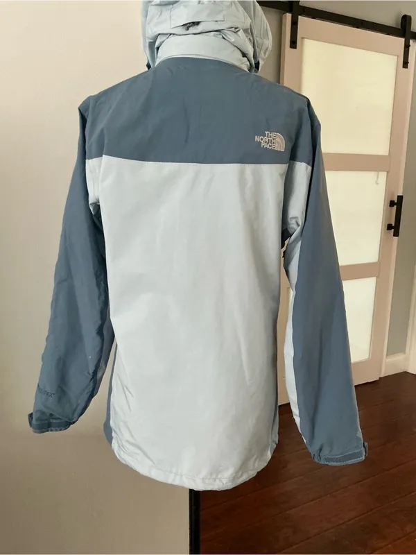 The North Face Women's Jacket ❄️☃️ - Image 2