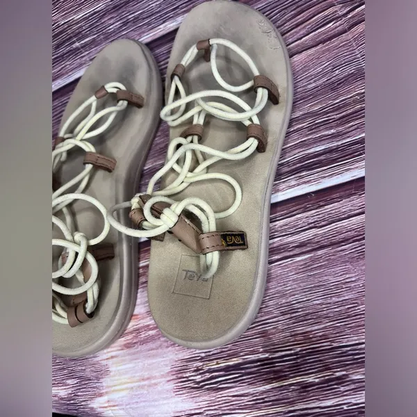 Teva Beige Sandal. Size 11. - Image 2