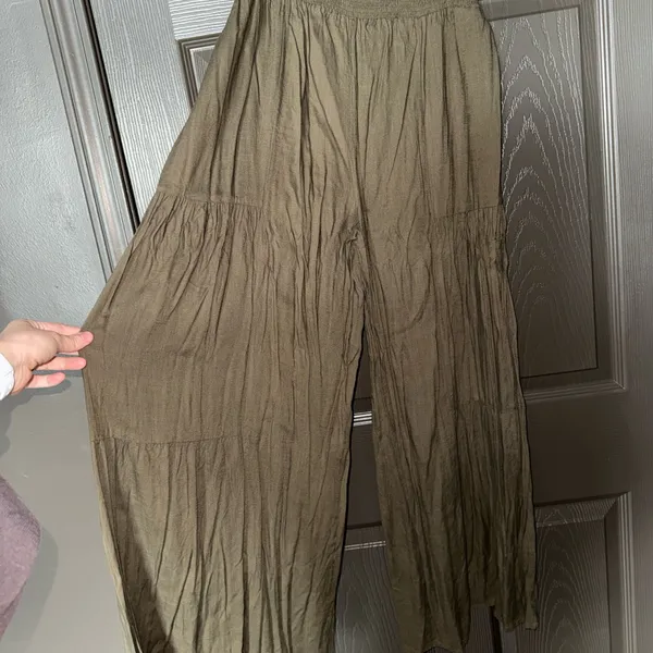 Patrons of Peace Flowy Olive Pants with Belt - Image 4