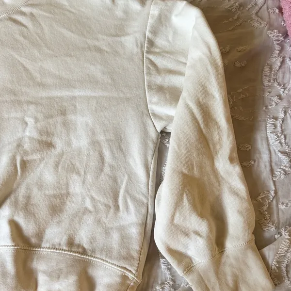 White/ Beige Crewneck Sweatshirt Size S - Image 3