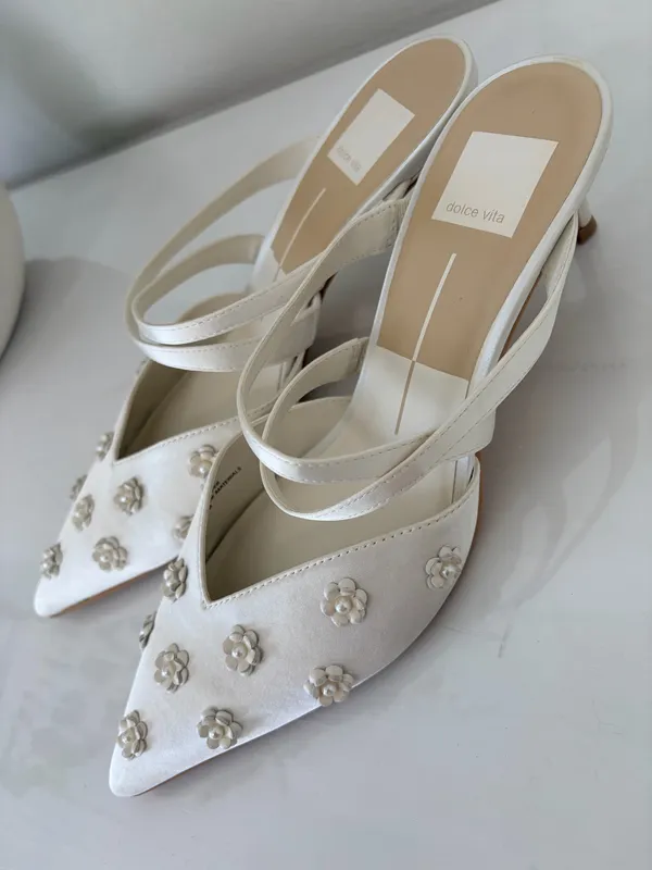 DV by Dolce Vita Kenton Ivory Floral Pearl Pointed Toe Mule Heels Size 8 Coquette Bridal $135 - Image 7