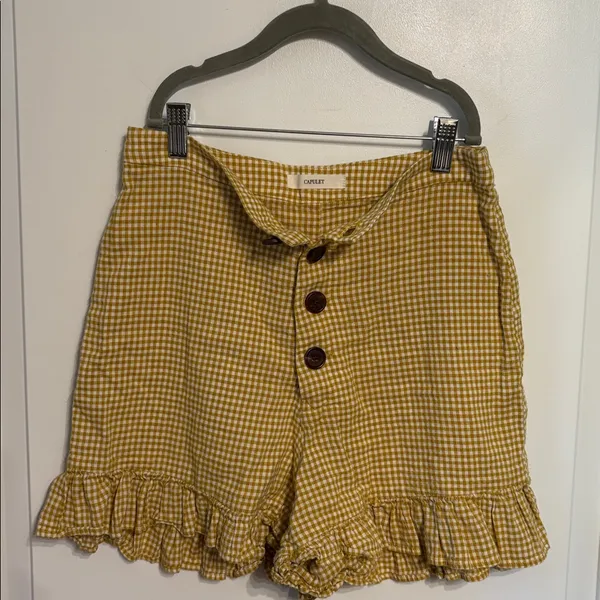 CAPULET Preppy Schoolgirl High Waist yellow Gingham Shorts - Image 2