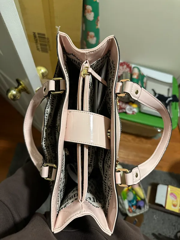 Juicy Couture Purse - Image 4