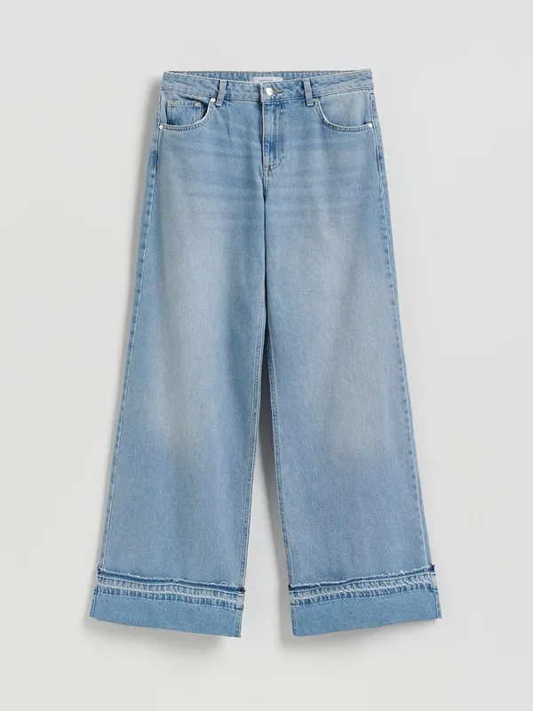 Reserved Wide‑Leg Jeans with Rolled‑Up Hem - Image 2