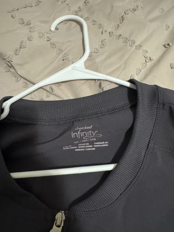Infinity Jacket Scrubs - Image 2