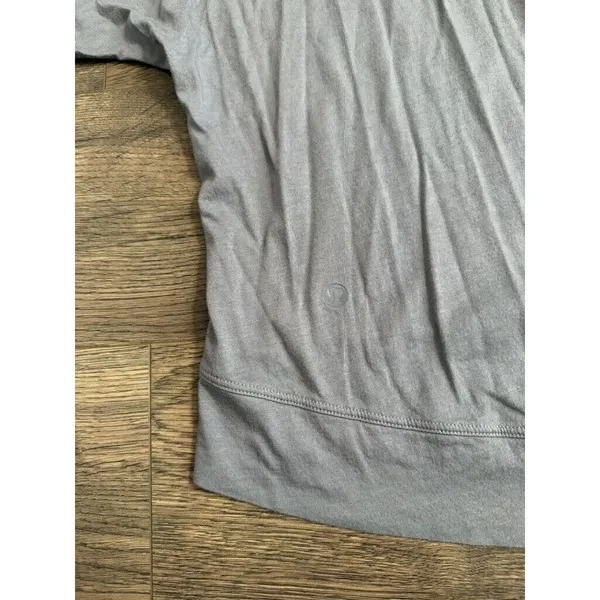 EUC LULULEMON Ambleside V Shirt Top Athletic Gym Deep V Grey oversized size 6‎ - Image 7