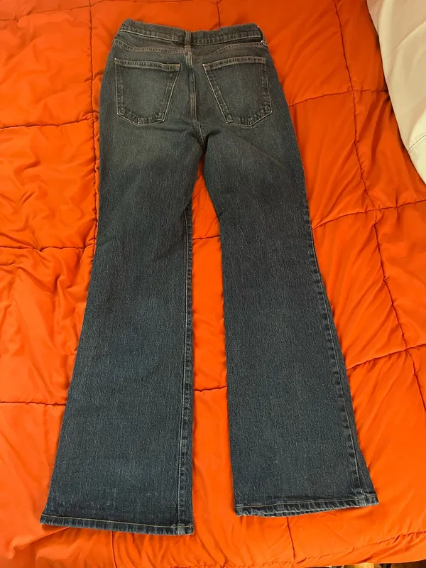 Universal Threads High-Rise Flare Jeans 6 - Image 3
