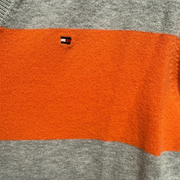 Tommy‎ Hilfiger Orange and Gray V-Neck Sweater - Image 3