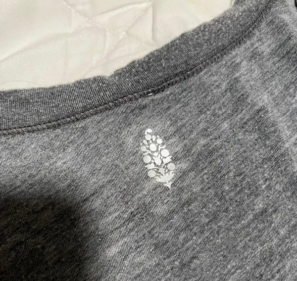 Cropped Long Sleeve - Image 3