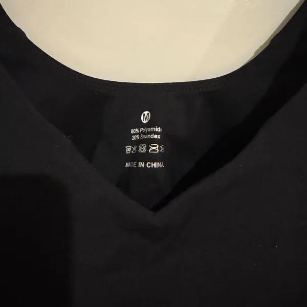 black athletic tank top Size M - Image 2