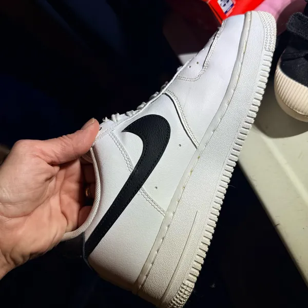 Nike Air Force 1 Low - Image 2