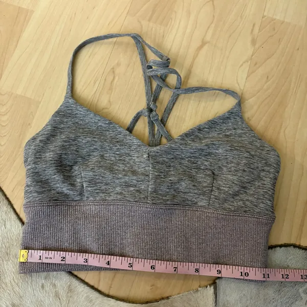 ALO Yoga‎ Alosoft Lavish Sport Bra Grey/ Purple Size Extra Small - Image 5