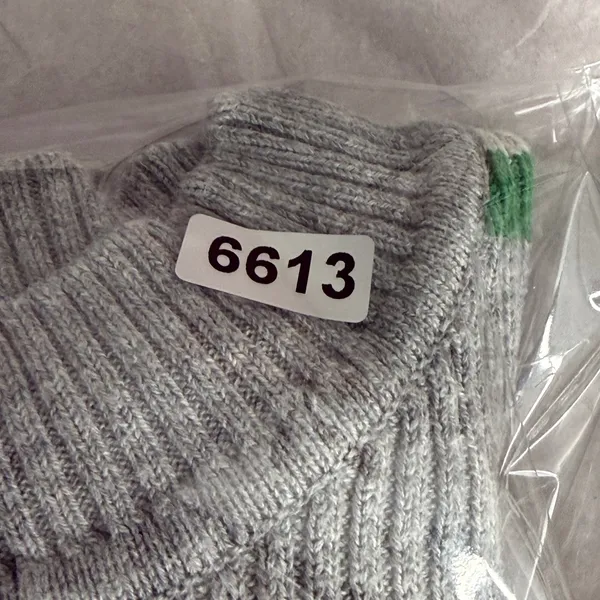 BP Gray Green Striped Ribbed Knit Sweater Womens Small‎ Crew Neck Lettuce Hem - Image 8