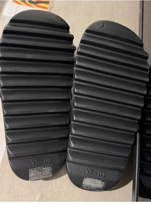 YZY YS-01 Black Sandals Size 10 New Authentic - Image 4