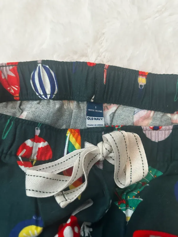 Old Navy Christmas Pajama Pants - Image 3