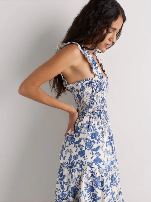 Quince Riviera Blue Heirloom Floral Cotton Poplin Smocked Tiered Midi Dress L - Image 2