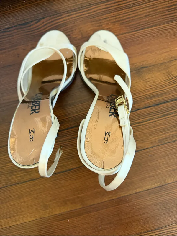 Vintage Carber Strappy Sandals White/Gold Size 6 - Image 2