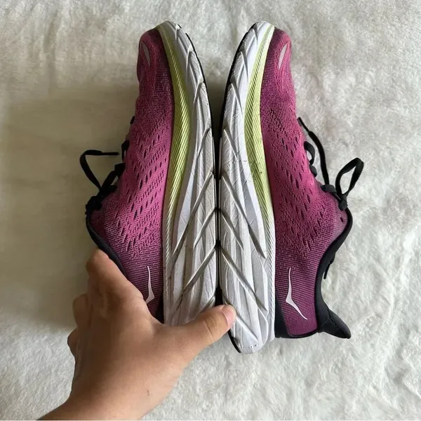 Hoka One One Clifton 8 Ibis Rose Pink Women's Size 9B - Image 9