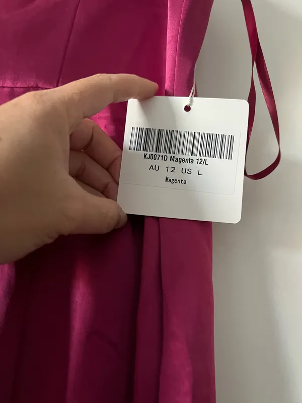 Selfie Leslie High Split Gathered Maxi Dress Magenta Size Large - Image 5