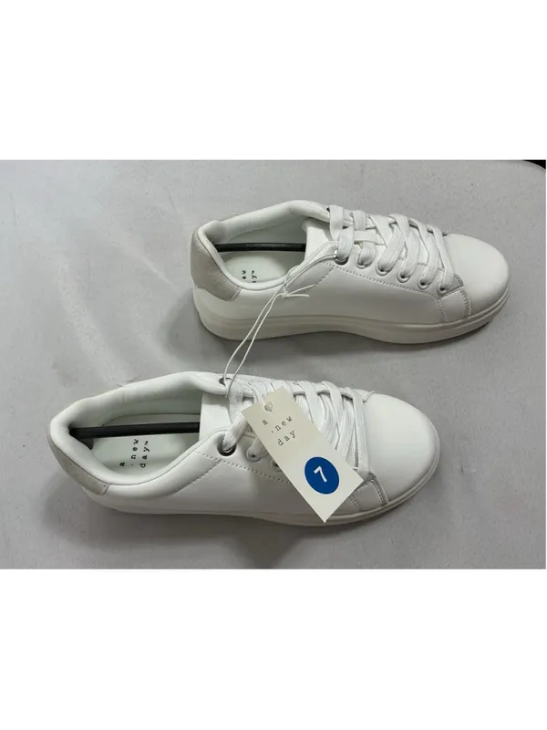 Womans New In Box A New Day Peggy Lace Up Low Top Sneakers 7 White - Image 2