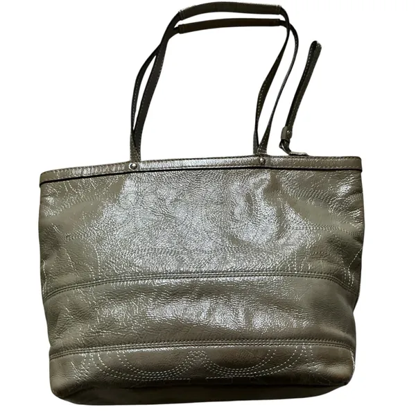 Vintage Coach stitch outline C signature olive grey patent leather tote - Image 2