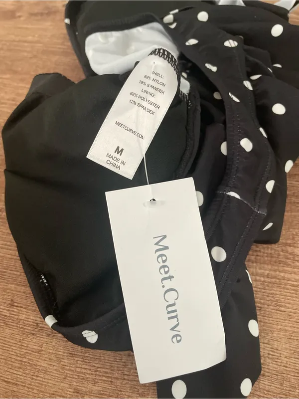 NWT Meet.Curve Polka Dot One Piece Swimsuit Size Medium White - Image 3