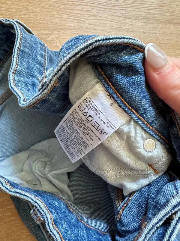 Old Navy Denim Skirt - Image 3
