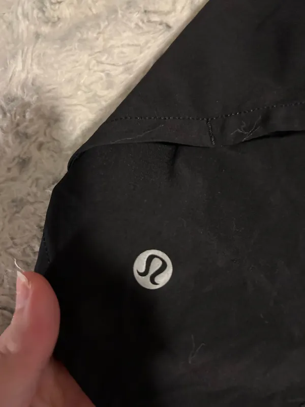 Lululemon Speed Up Shorts - Image 3