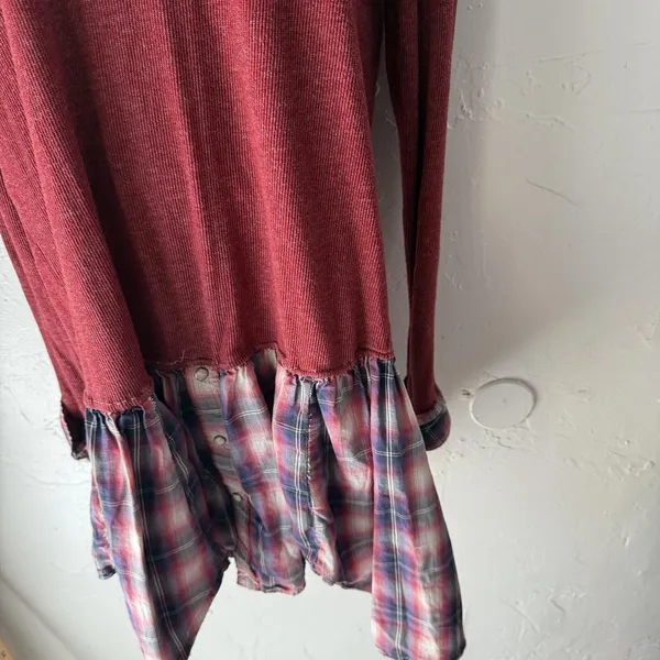 Hollister Sweater Y2k Large Red Plaid‎ Flannel Layered Look Long Sleeve Top - Image 6