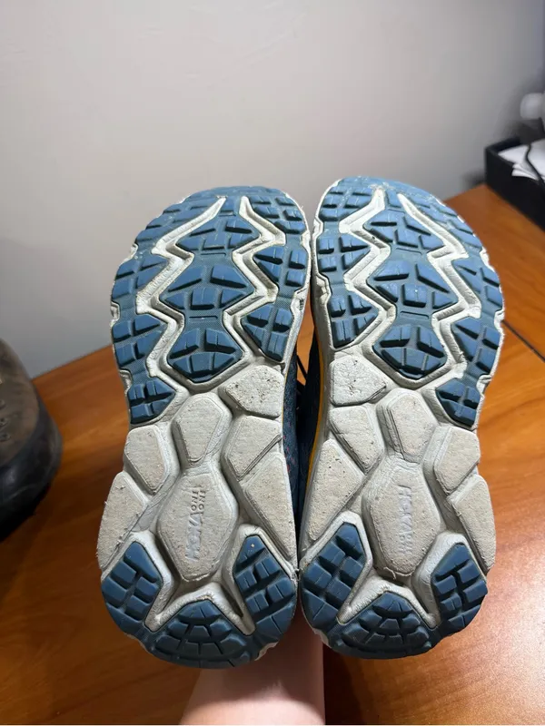Hoka Womens Challenger ATR 6 Blue Yellow Athletic Running Shoes Workout 8B - Image 7