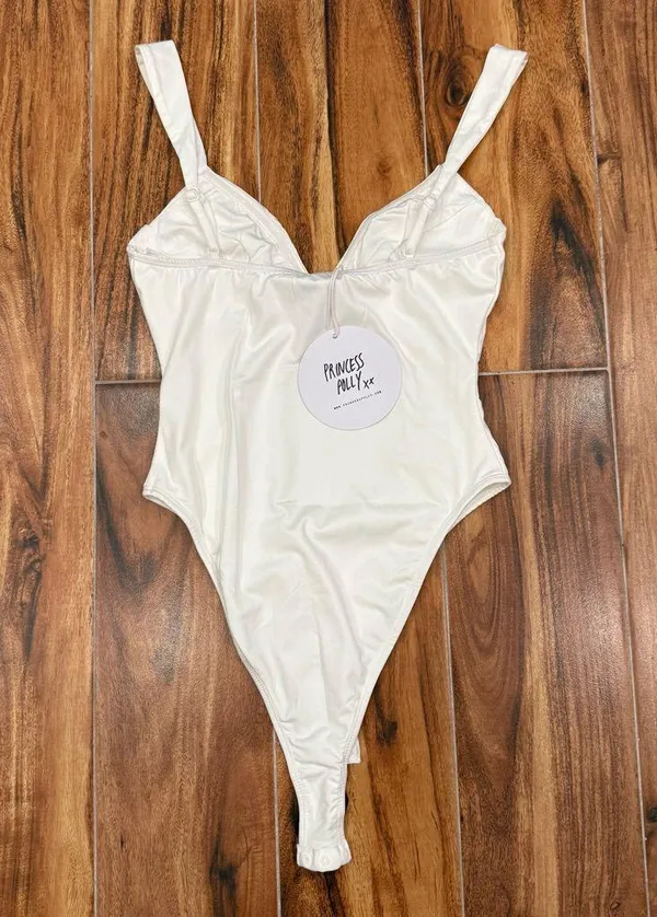 Princess Polly Peyton Bodysuit White NWT Size 4 - Image 15