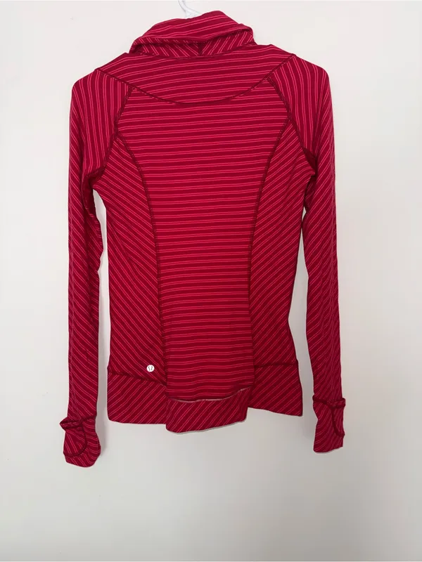 Lululemon Think Fast Pullover - Image 4