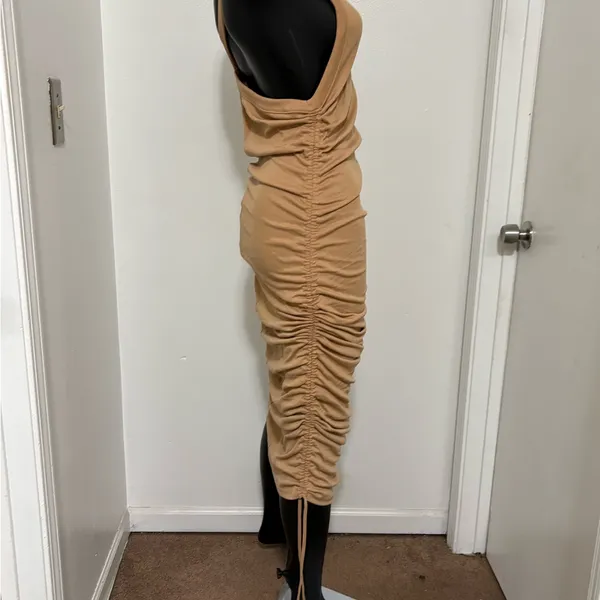 Ruched Sleeveless Maxi Dress in Camel Tan NWOT Large - Image 4